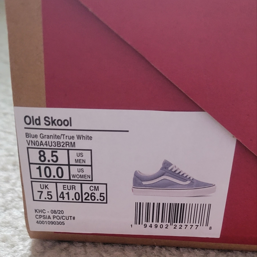 Vans - Picture 7 of 7